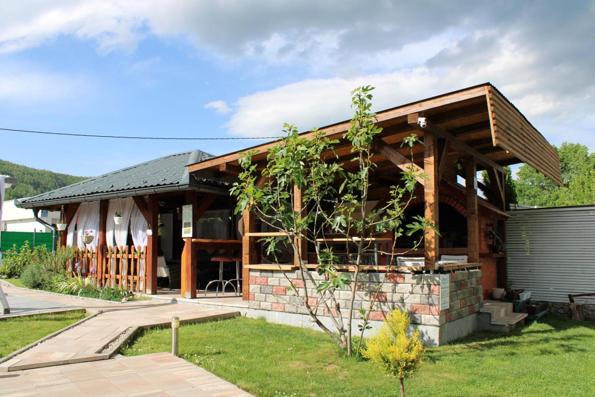 Am Una Lux House Bihac Exterior photo