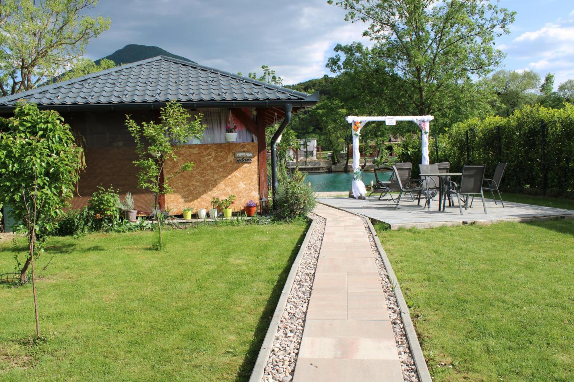 Am Una Lux House Bihac Exterior photo